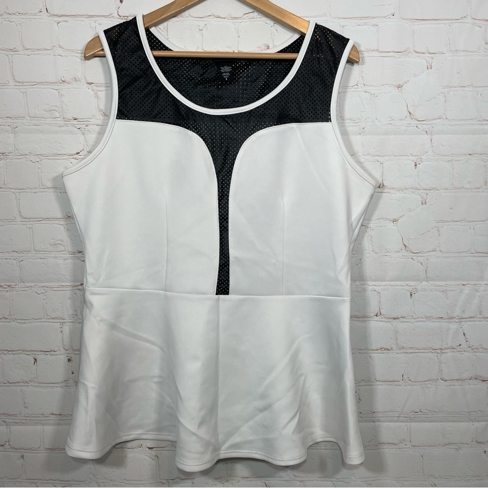 Torrid Shirt Women's Size 1 PLUS White Mesh Sleeveless Tank Top Stretch